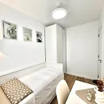 Paulmarie Apartment-quiet Area-3bd * 阿德耶