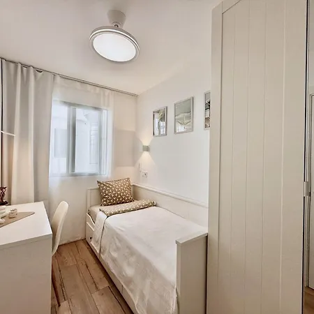 דירה Paulmarie Apartment-quiet Area-3bd *